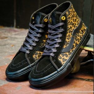 Size 7 Vans Pro Leopard High Top “Cher Strawberry” collection vans.